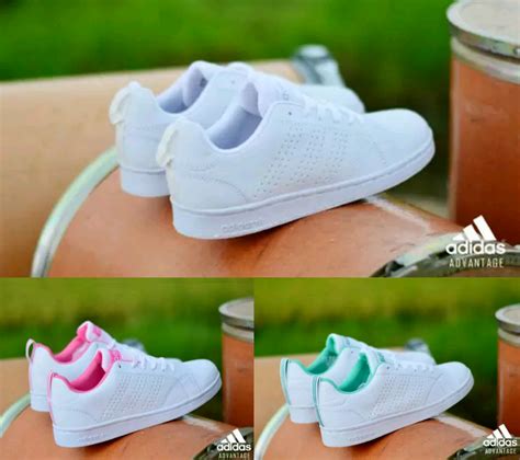 warna sepatu adidas.